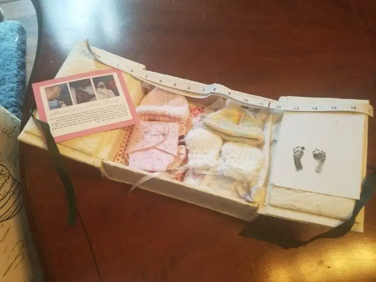 Memory box of Shalamar's things, contributed by mother Alysia